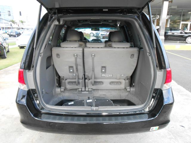 Honda Odyssey 2010 photo 5