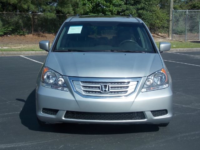 Honda Odyssey 2010 photo 4