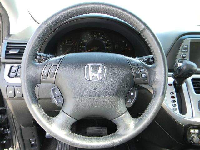 Honda Odyssey 2010 photo 4