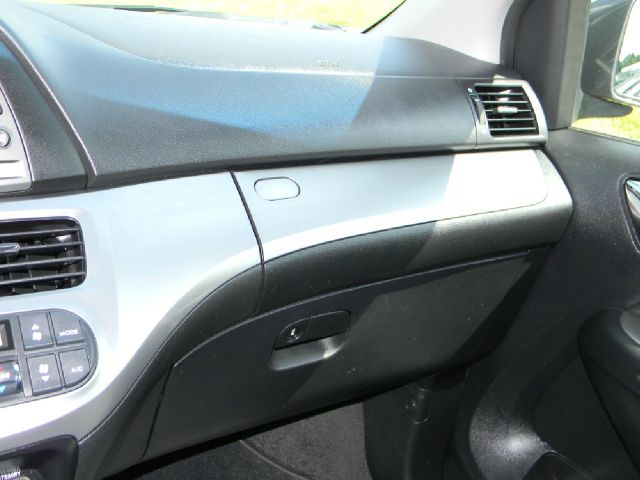 Honda Odyssey 2010 photo 45