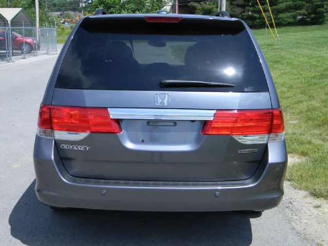 Honda Odyssey 2010 photo 9