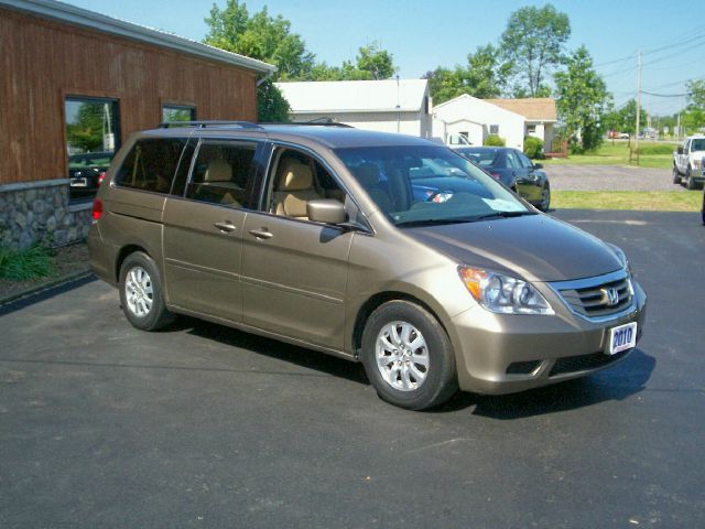 Honda Odyssey 2010 photo 2