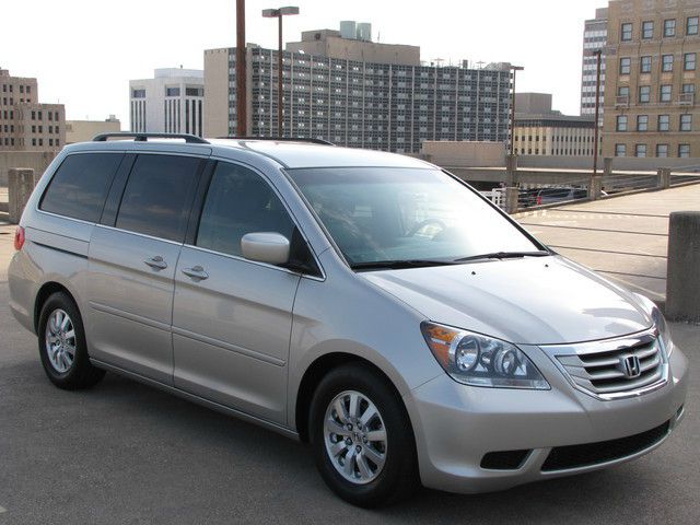 Honda Odyssey 2010 photo 1