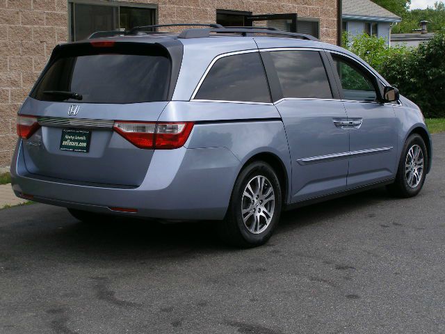 Honda Odyssey 2011 photo 1