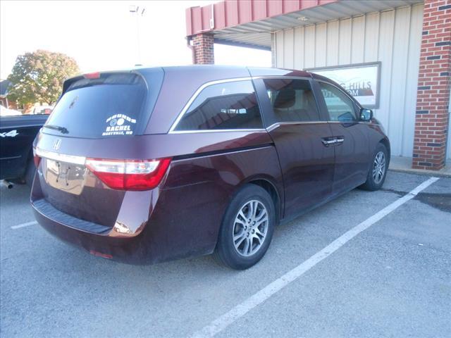 Honda Odyssey 2011 photo 4