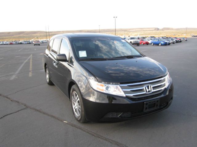 Honda Odyssey 2011 photo 1