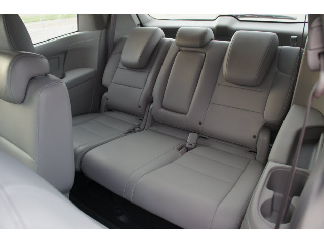 Honda Odyssey 2011 photo 3