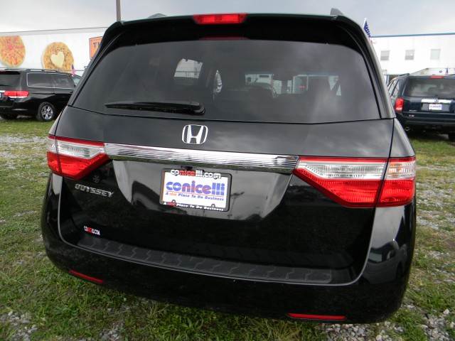 Honda Odyssey 2011 photo 5