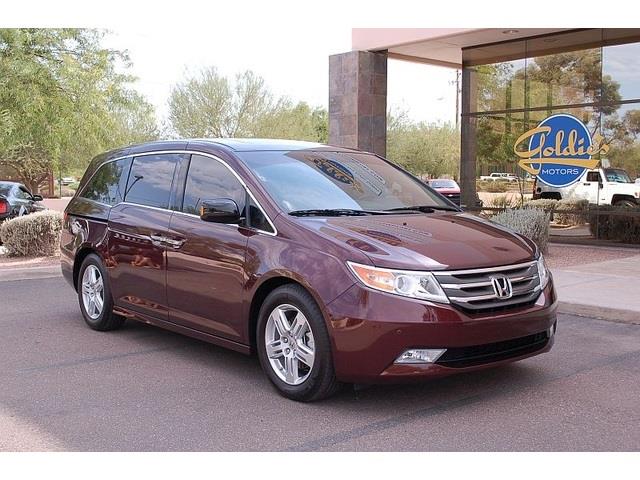 Honda Odyssey 2011 photo 3