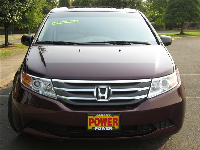 Honda Odyssey 2011 photo 1