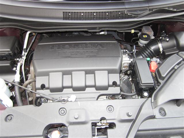 Honda Odyssey 2011 photo 2