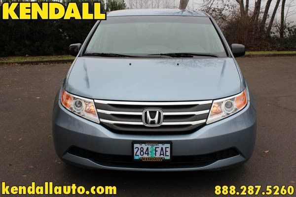 Honda Odyssey 2011 photo 1