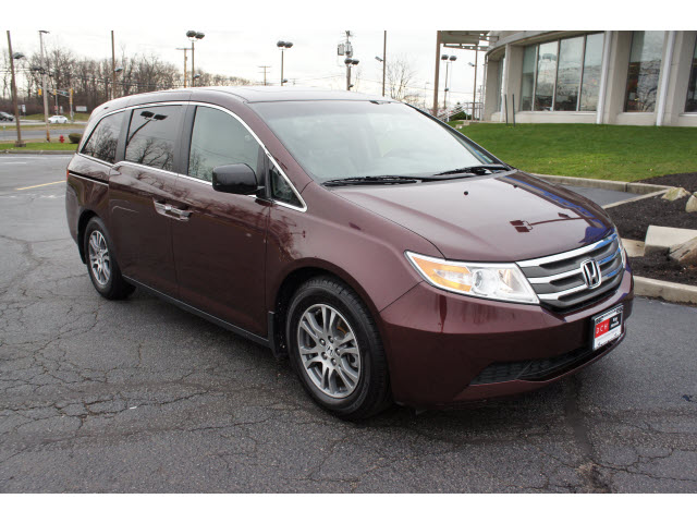 Honda Odyssey 2011 photo 1