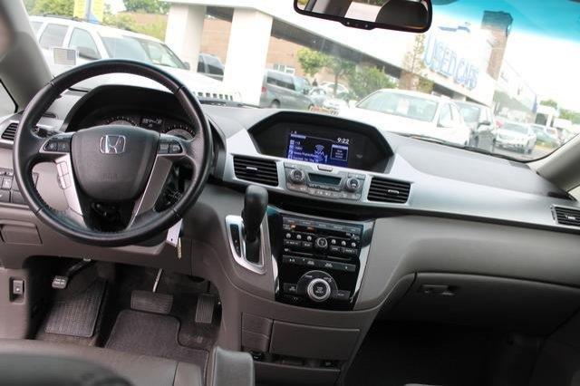 Honda Odyssey 2011 photo 11