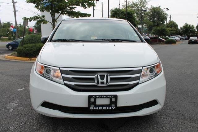 Honda Odyssey 2011 photo 12