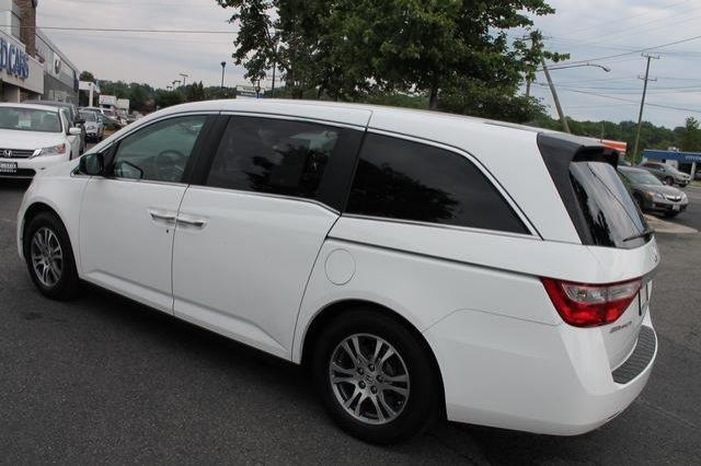 Honda Odyssey 2011 photo 18