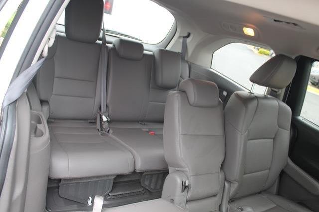 Honda Odyssey 2011 photo 23