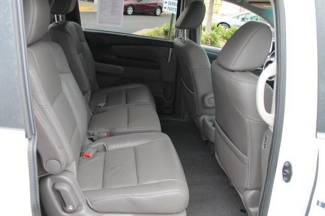 Honda Odyssey 2011 photo 37