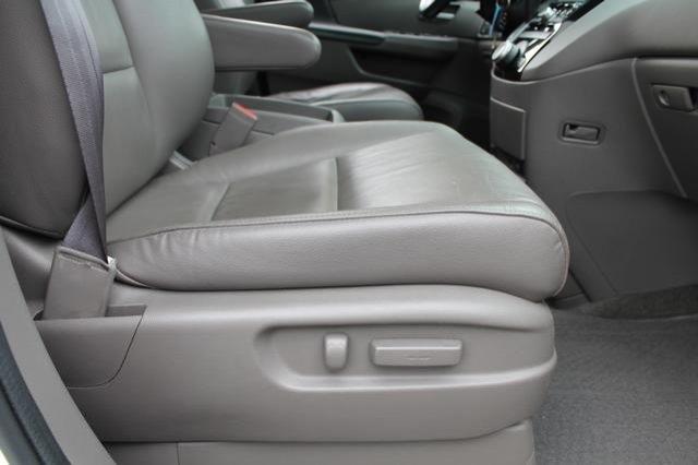 Honda Odyssey 2011 photo 38