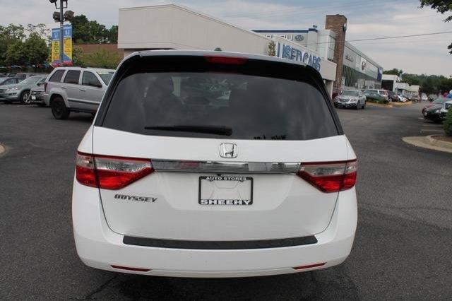 Honda Odyssey 2011 photo 39