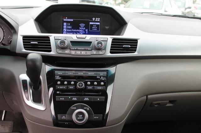 Honda Odyssey 2011 photo 6