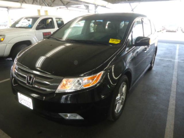 Honda Odyssey 2011 photo 1