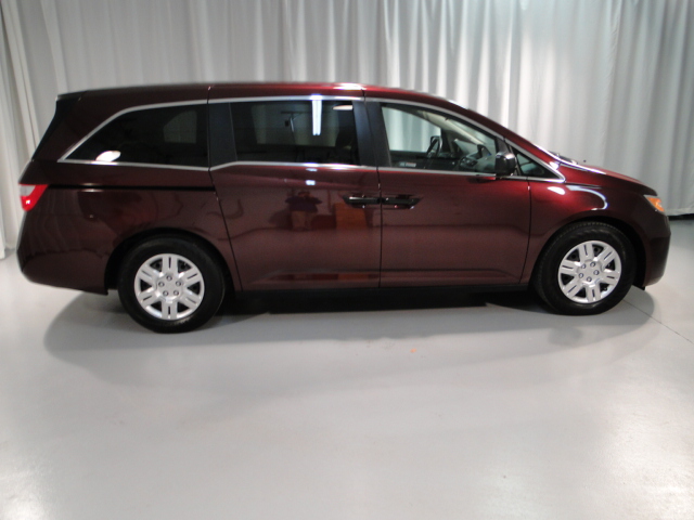 Honda Odyssey 2011 photo 5