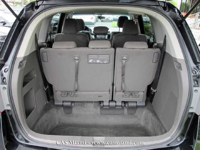 Honda Odyssey 2012 photo 7