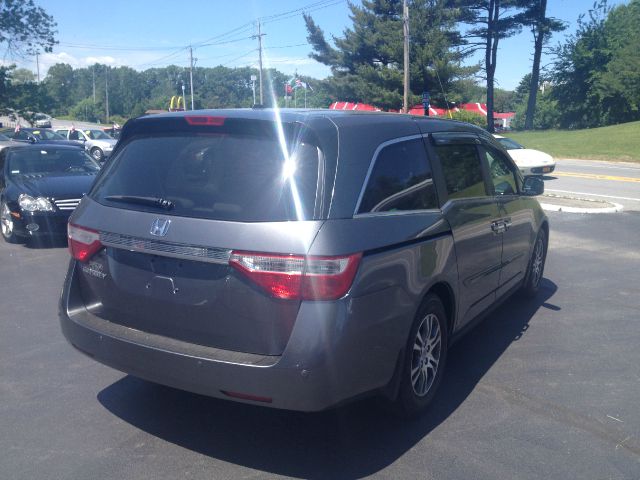 Honda Odyssey 2012 photo 15