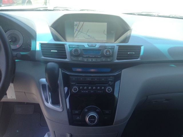 Honda Odyssey 2012 photo 9