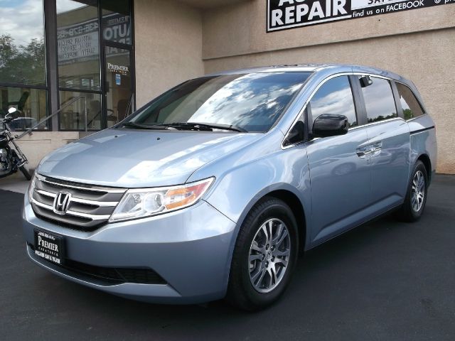 Honda Odyssey 2012 photo 4