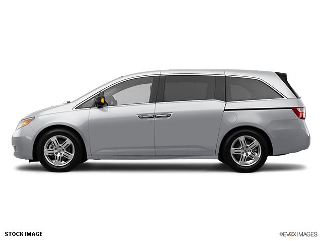 Honda Odyssey 2012 photo 3