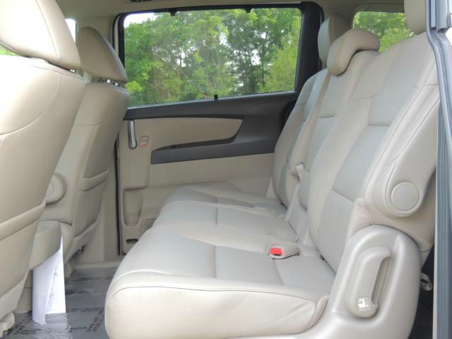 Honda Odyssey 2012 photo 4