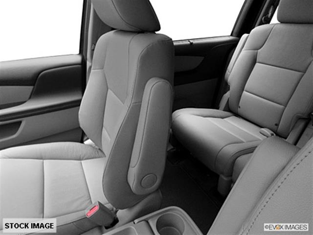 Honda Odyssey 2012 photo 5