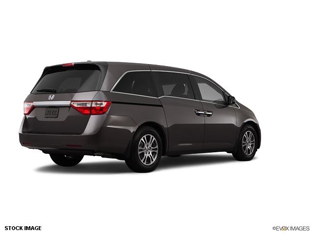 Honda Odyssey 2012 photo 3