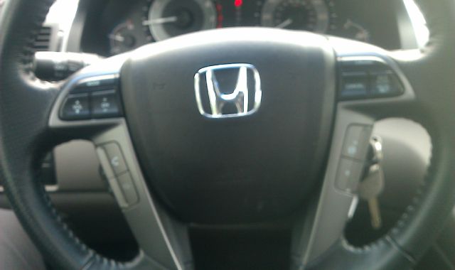 Honda Odyssey 2012 photo 1