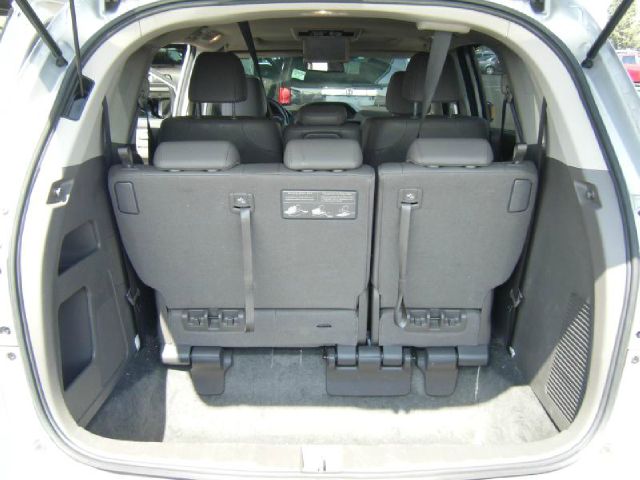 Honda Odyssey 2012 photo 4