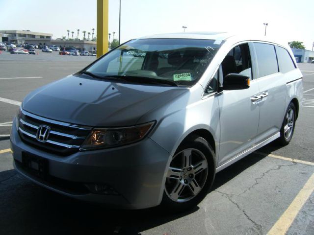 Honda Odyssey 2012 photo 6