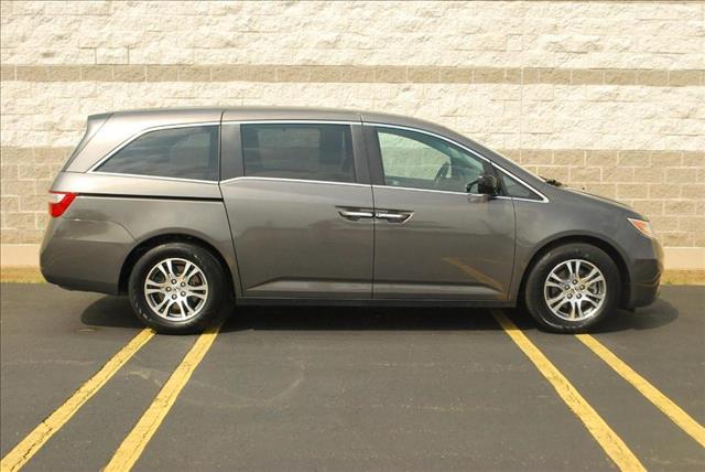 Honda Odyssey 2012 photo 1