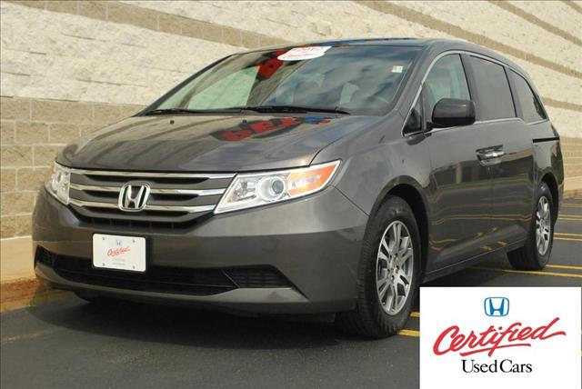 Honda Odyssey 2012 photo 3