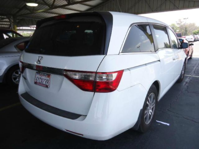 Honda Odyssey 2012 photo 5