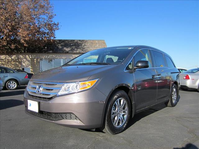 Honda Odyssey 2013 photo 1