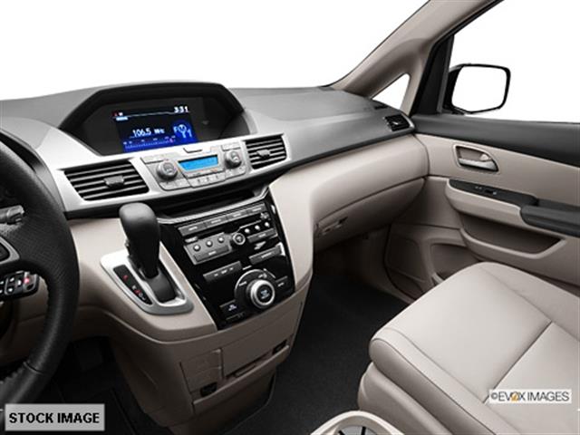 Honda Odyssey 2013 photo 3