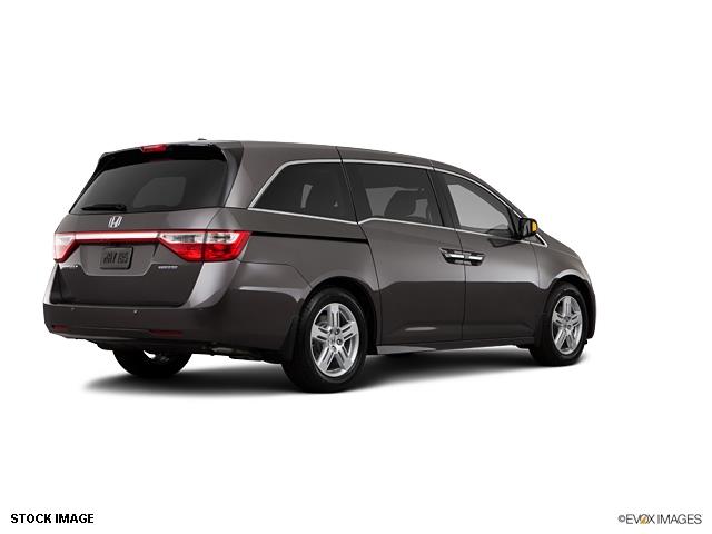 Honda Odyssey 2013 photo 1