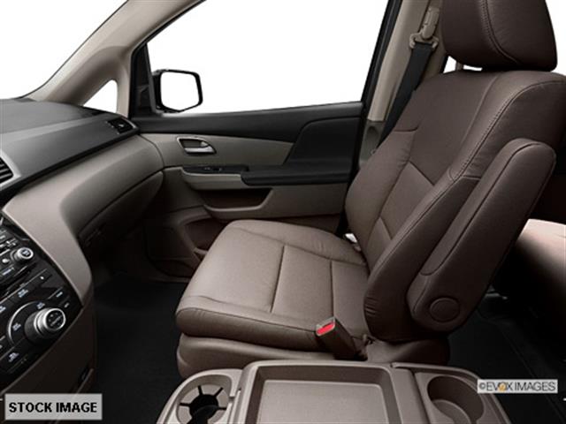 Honda Odyssey 2013 photo 5