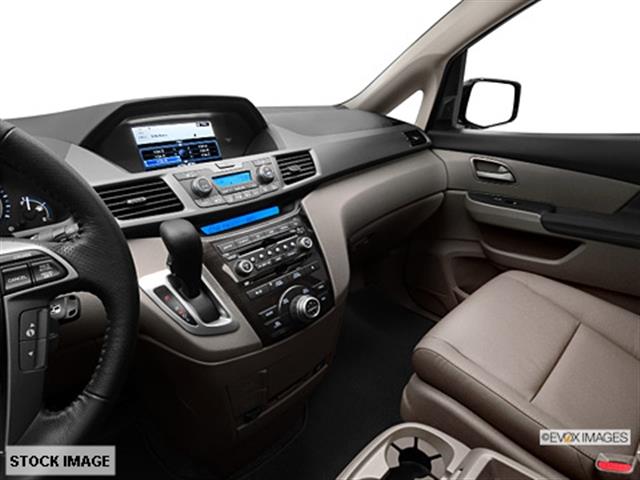 Honda Odyssey 2013 photo 6