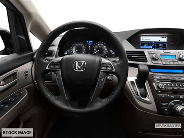 Honda Odyssey 2013 photo 9