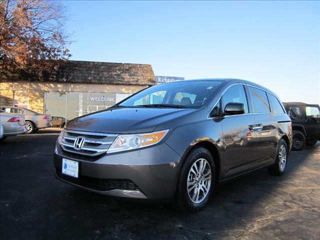 Honda Odyssey Open-top MiniVan