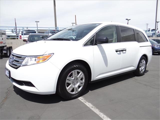 Honda Odyssey 2013 photo 1