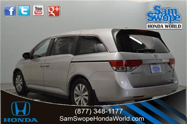 Honda Odyssey 2014 photo 2